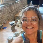 Persona dinàmica y empatica , capacidad de adaptación y entusiasmo
